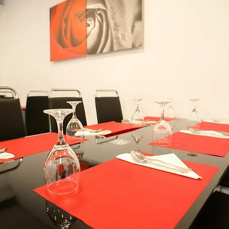 Cim Valles Hotel Santa Perpètua de Moguda